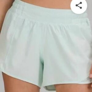 Lululemon Delicate Mint Hotty Hot Short 4"